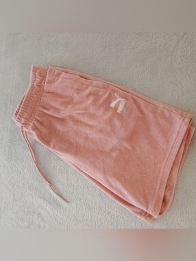Puma Classic Towelling Shorts Dusty Pink Size M.